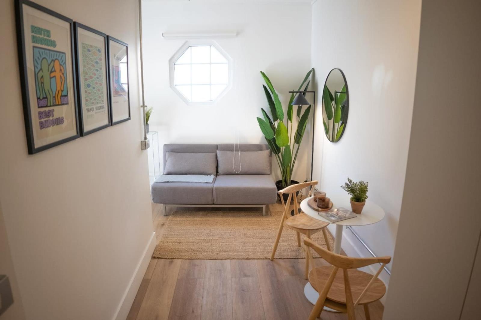 Hom I Comodo Y Luminoso Depto En Centro Apartamento Santiago